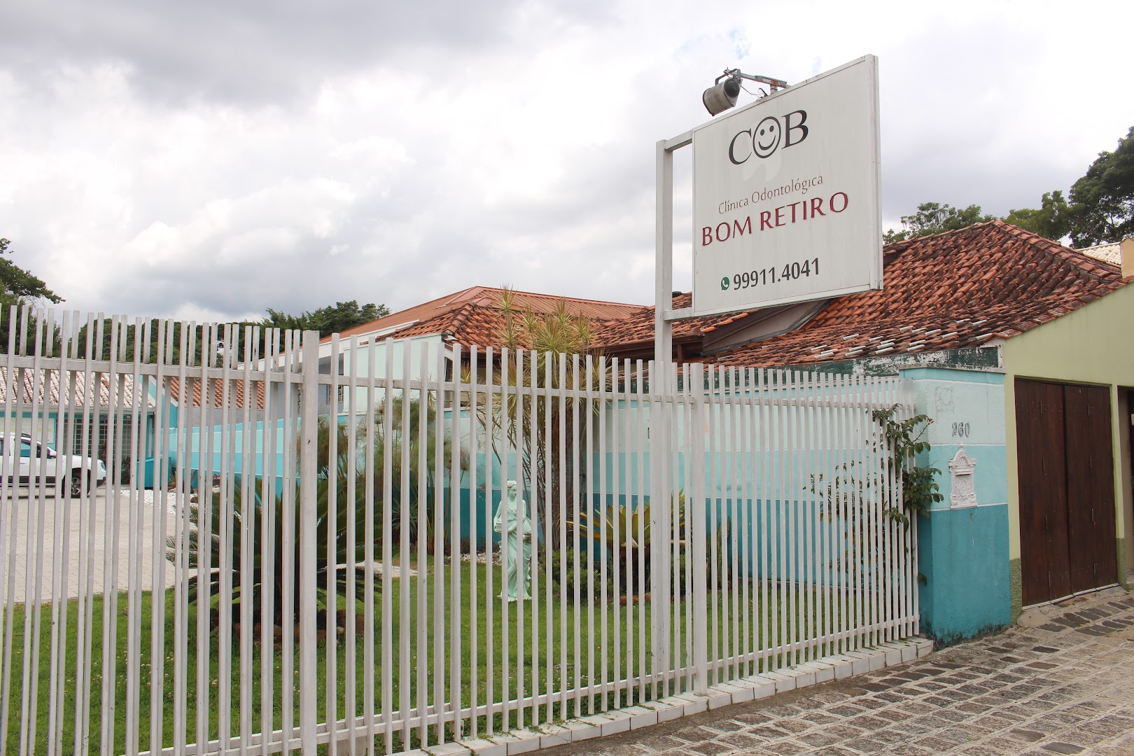 Clínica Odontologia Bom Retiro — fachada